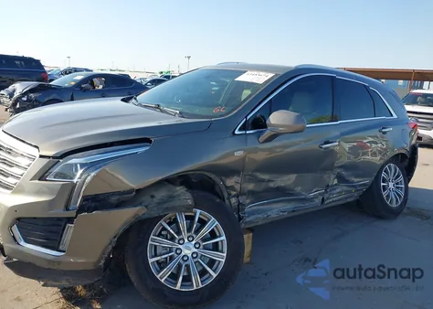 2019 Cadillac Xt5 Luxury z USA, uszkodzony, nr VIN 1GYKNCRSXKZ124348